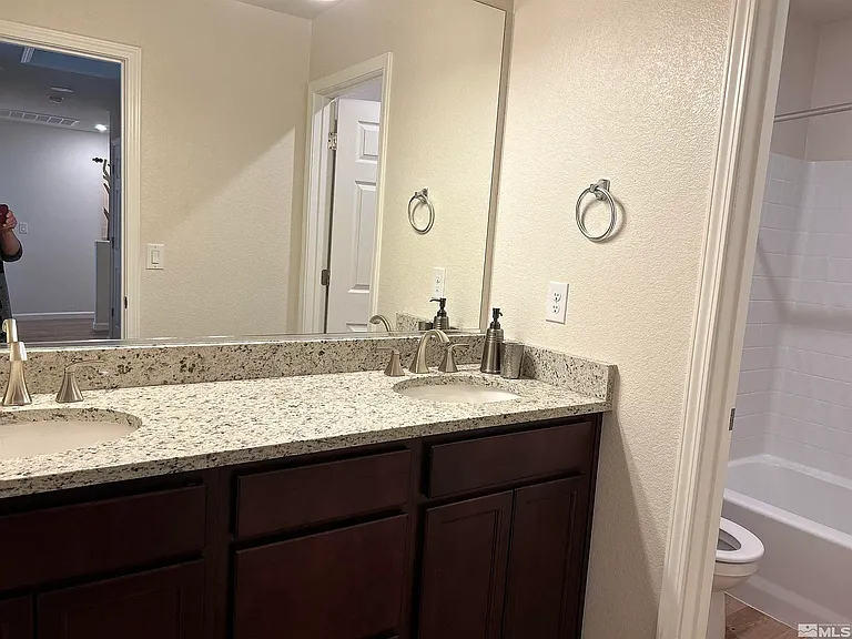 3643 Ruidoso St — Photo 10