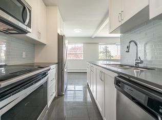 Sanvia Apartments, Victoria, BC V8V 2B6