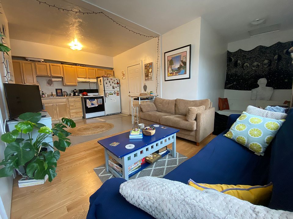1st image of 14 Ashford St #8