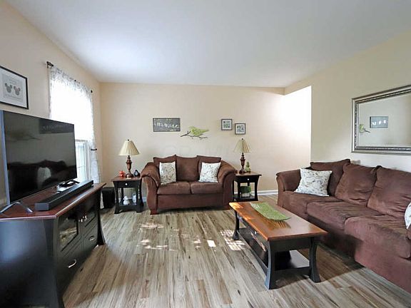 3rd image of 5532 Brackenridge Ave
