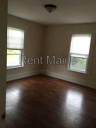 2 bed, 1.0 bath, $1,400 — Photo 4