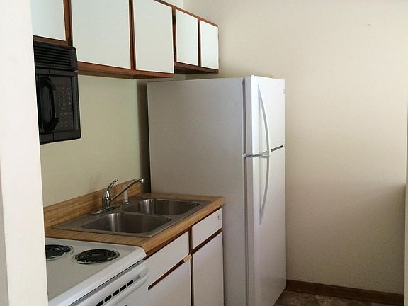 4th image of 378 Nicholas St SE APT 7