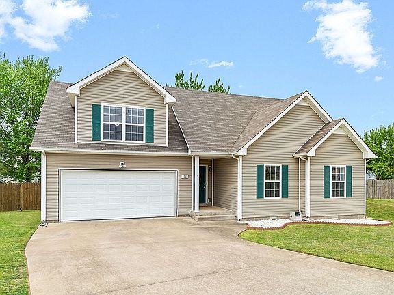 2nd image of 1369 Mackenzie Ct