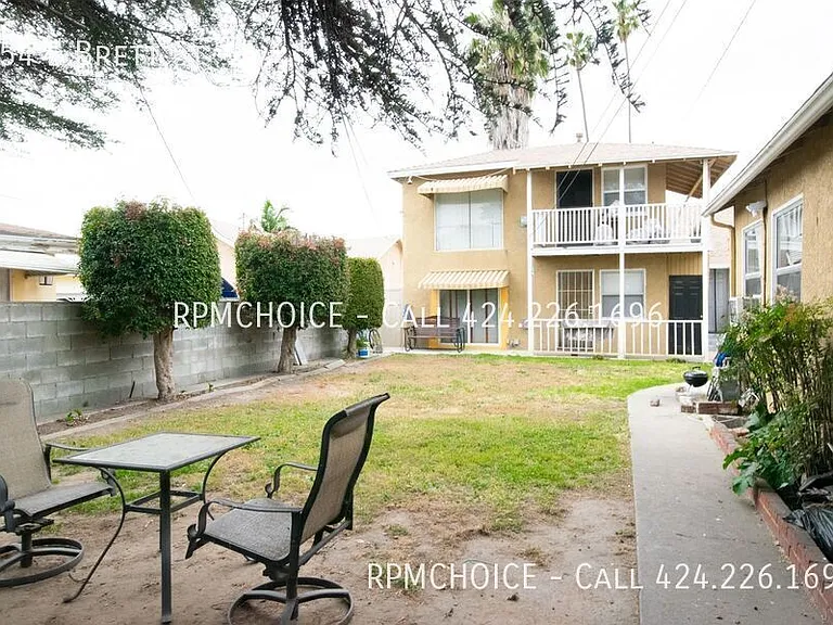 554 E Brett St #A — Photo 9
