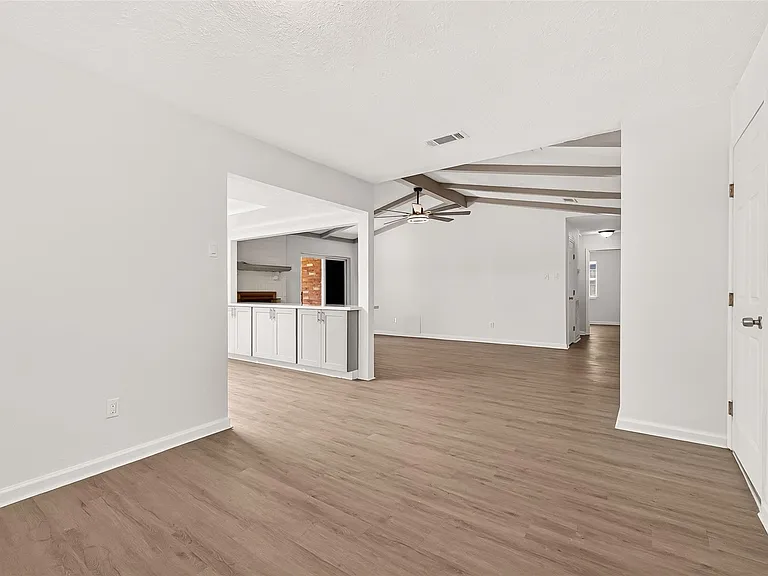 8306 Wayward Rd — Photo 11