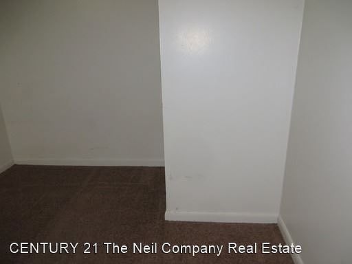 2nd image of 841 SE Douglas Ave
