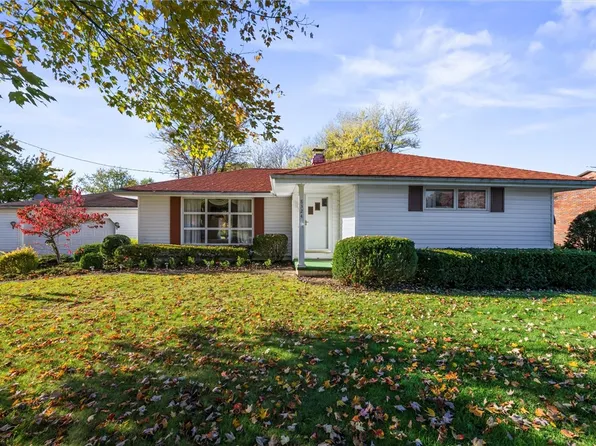 8324 Lamor Rd, Mercer, PA 16137