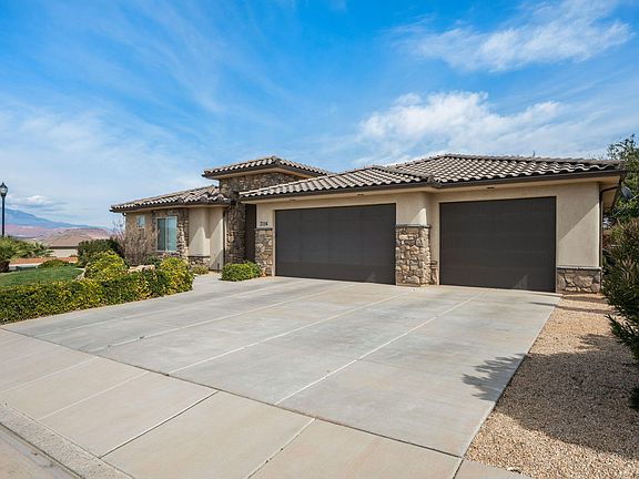 3rd image of 3114 E Seegmiller Rd