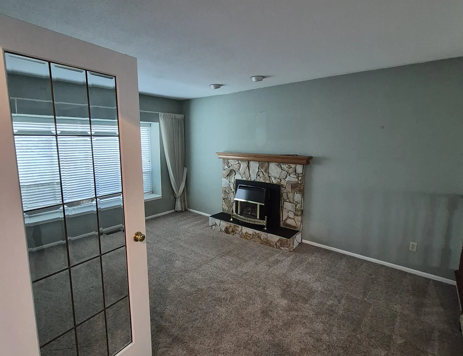 5 bed, 3.5 bath, 3472 sqft, $5,250 — Photo 4