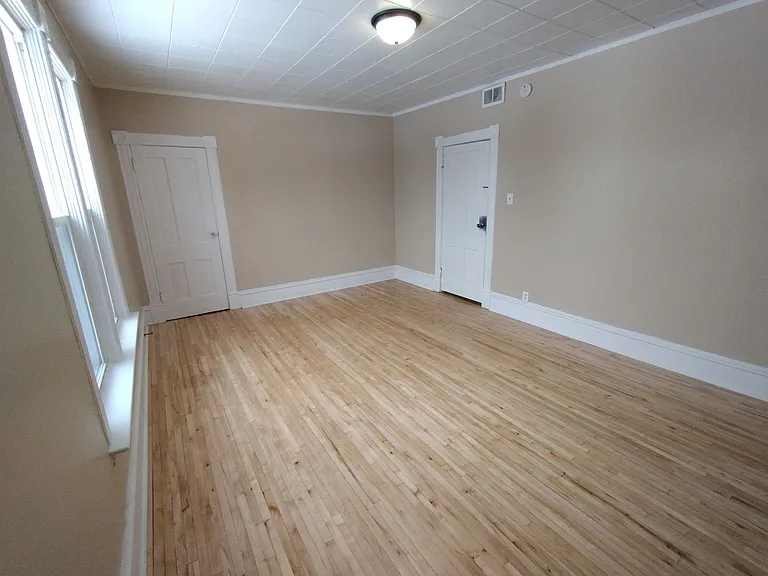 2013-2015 John Ave — Photo 35