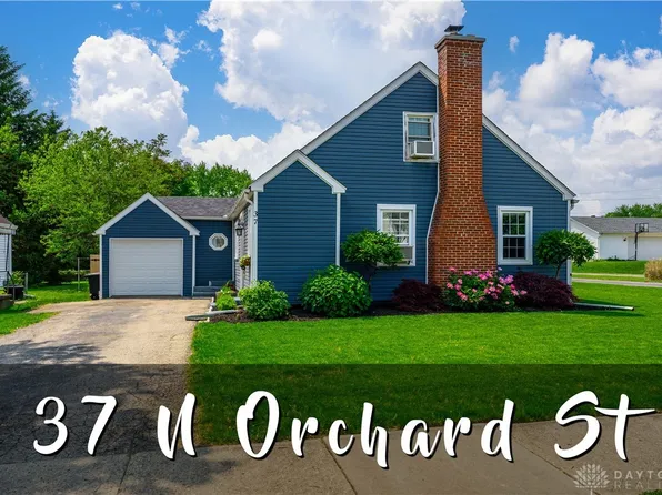 37 N Orchard St, Brookville, OH 45309