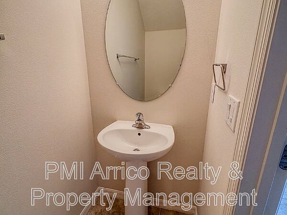 5th image of 7079 Woodchase Glen Dr
