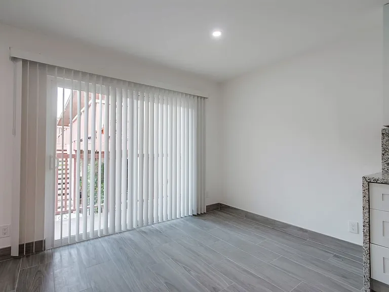 1234 Calle Jules — Photo 7