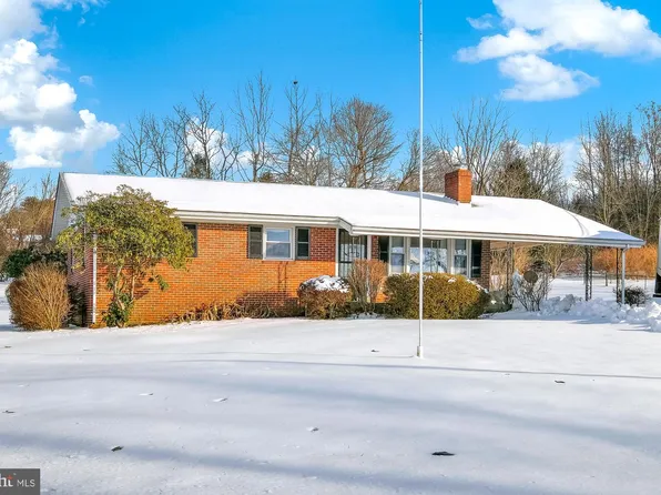 10037 Doctor Perry Rd, Ijamsville, MD 21754