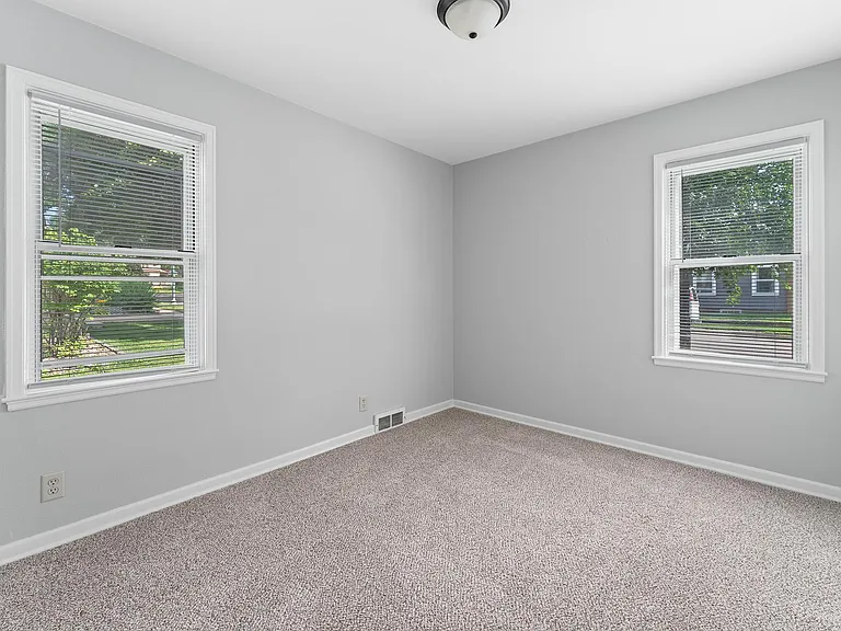 1110 S Main Ave #1MAIN — Photo 17