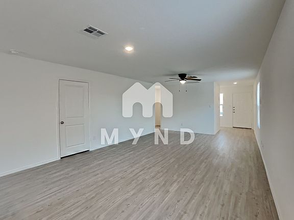 3rd image of 4106 Cataract Cir
