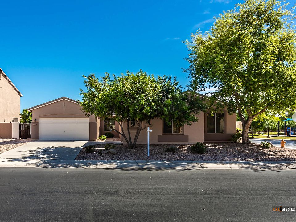 1st image of 3291 E Horseshoe Dr