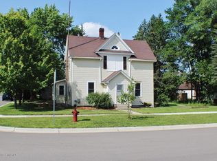 402 Bryant Ave SE, Wadena, MN 56482