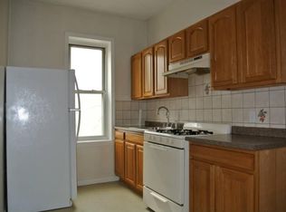 529 82nd St APT 3R, Brooklyn, NY 11209