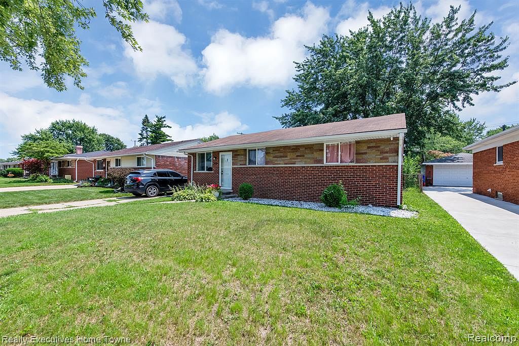 17762 Breezeway, Fraser, MI 48026 MLS 20230056165 Zillow