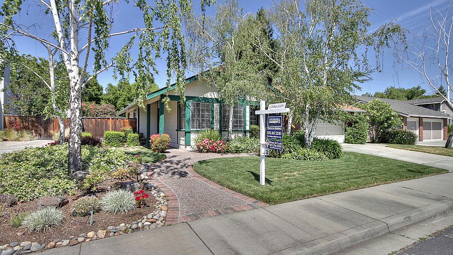 Beautiful Curb Appeal