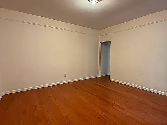 4th image of 102-45 Corona Ave #45R