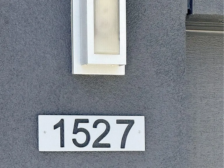 1527 Sullivan Ave — Photo 4