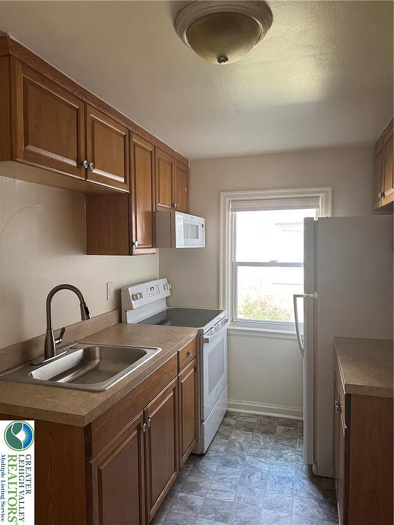 1 bed, 1.0 bath, 600 sqft, $1,349 — Photo 4