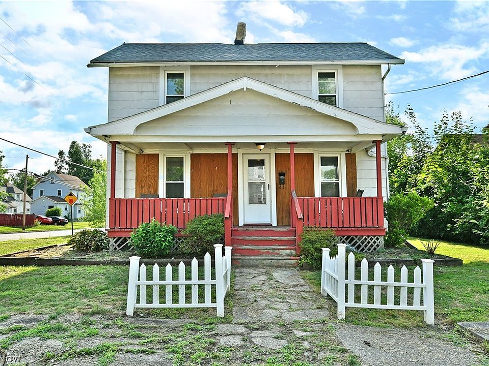 1st image of 304 Cherry Ave