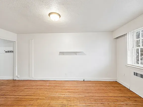 5740 N Park Ave #A — Photo 9