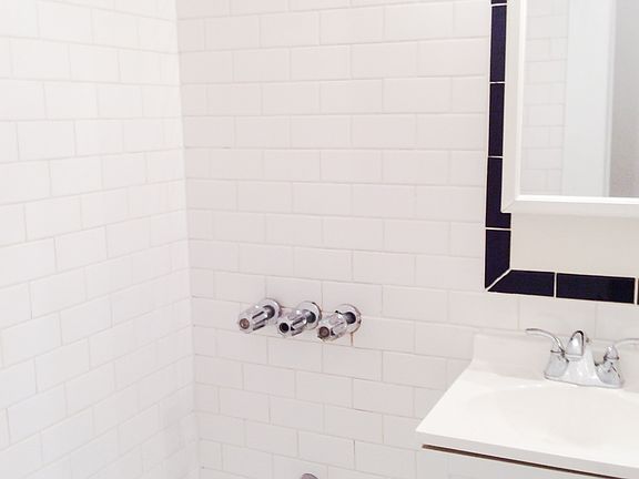 3rd image of 418 7th Ave APT 3
