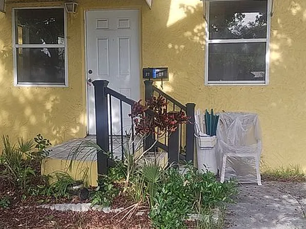 1726 42nd St S, Saint Petersburg, FL 33711