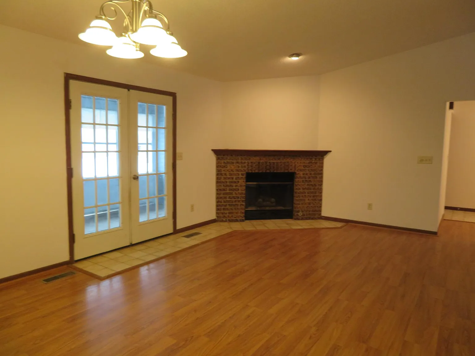 3 bed, 1500 sqft, $2,000 — Photo 4