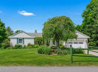 109 Old Orchard Rd, Waverly Township, PA 18411