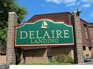 56202 Delaire Landing Rd #202, Philadelphia, PA 19114