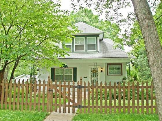 1st image of 1516 Columbia Ave