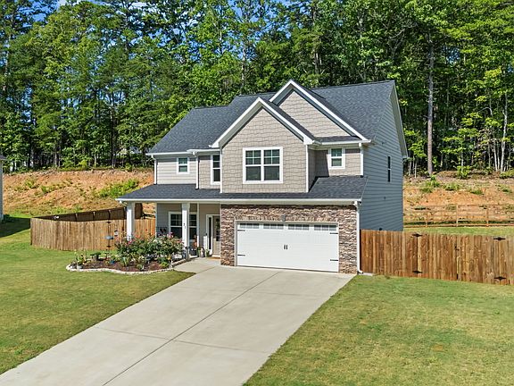 2nd image of 71 Oakdale Way