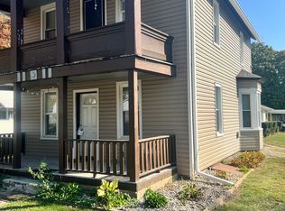 196 S Grand Ave #1, Bradley, IL 60915