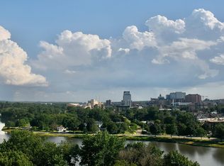 121 14th St NE APT 801, Rochester, MN 55906