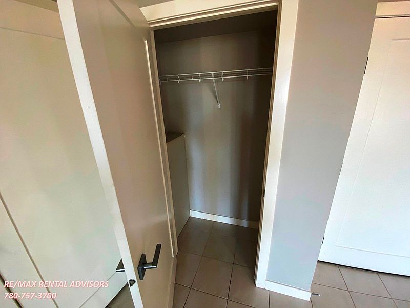 Edmonton Apartment for rent - 2 Bedrooms — photo 14