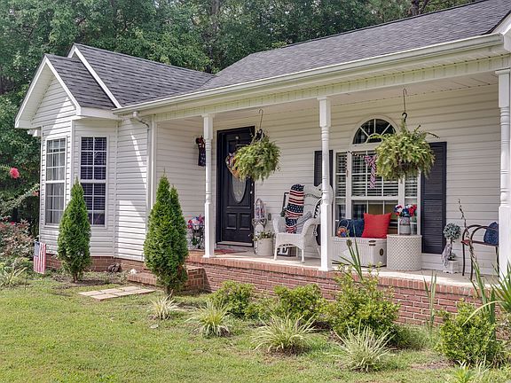 2nd image of 181 McKenzie Ln