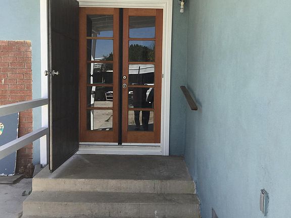 Entrance/new doors