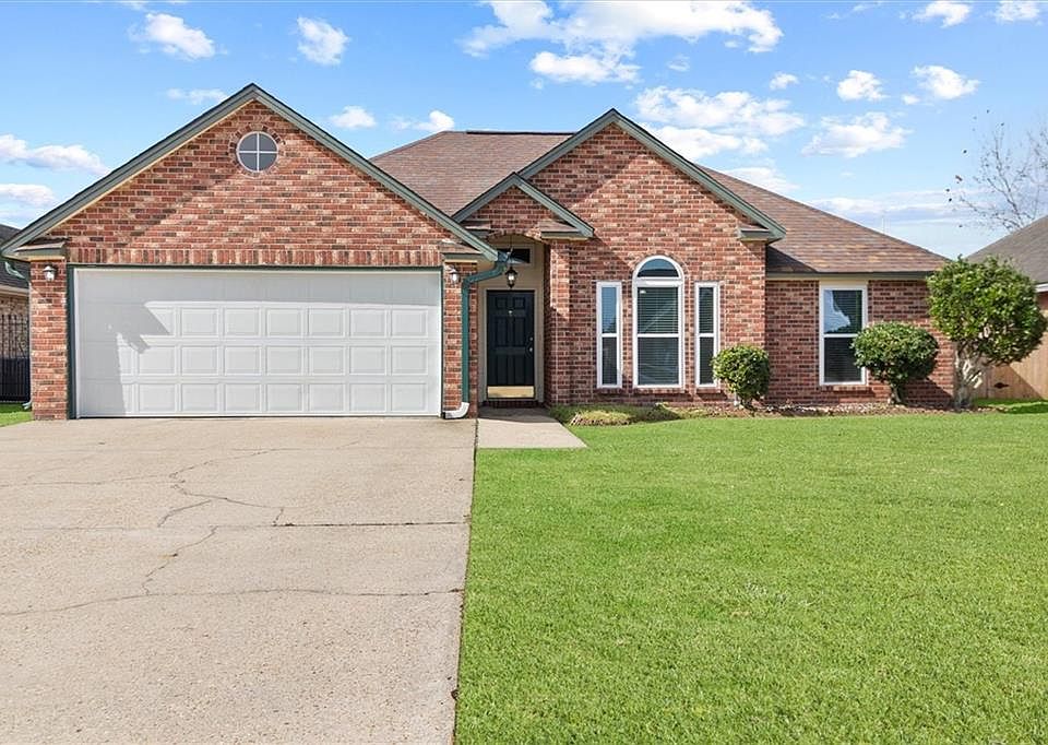 1st image of 27 Sandpiper Dr