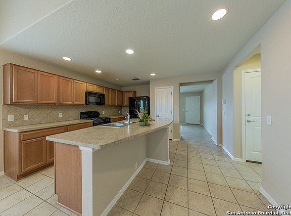 3rd image of 3526 Maguey Trl