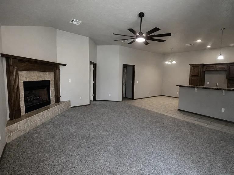 15109 Kyle Dr #B — Photo 3