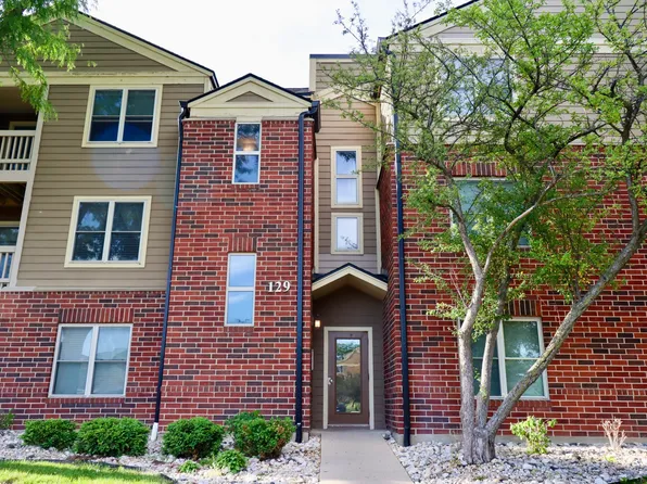 129 Glengarry Dr APT 110, Bloomingdale, IL 60108