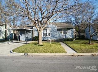 4813 Cedarhill Rd, Fort Worth, TX 76116