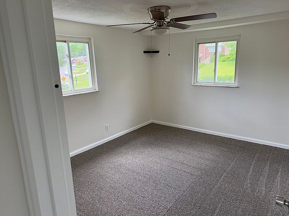 4th image of 3548 Brinway Dr