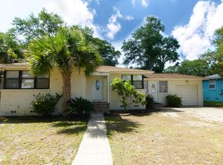 226 Beachview Dr NE, Fort Walton Beach, FL 32547