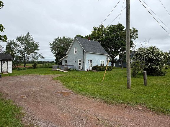 2nd image of 1023 Saint Gilbert Rd